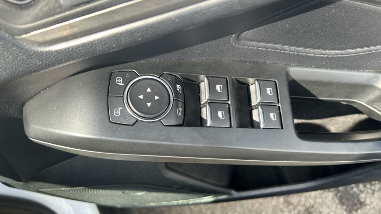 Ford Focus 1.0 EcoBoost 125 Titanium 5dr Petrol Hatchback